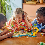 LEGO FRIENDS 42673 Family Vacation Beach Resort | 42673 | 5702017815367