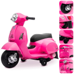 Ar akumulatoru darbināms Vespa skūteris fuksijas krāsā