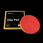 Koch-Chemie Clay Pad &mdash; pol&uuml;meerketas v&auml;rvipinna s&uuml;vapuhastuseks