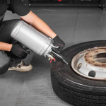 Kaasaskantav k&auml;eshoitav rehvipump, 6 l, 87&ndash;116 PSI