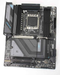 Emplaat Gigabyte X870 GAMING X WIFI7 1.0, 4 SATA-&uuml;hendust