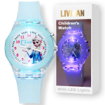 Lastekell LIVMAN KR-3257 koomiksitegelase printsessi motiiviga, v&auml;rviliste LED-tuledega ja komplektis CR2025 patarei, sinine