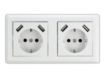 Delock 2-ahelaga pistikupesa - 2 pistikut, 4 USB-pistikku - Valge