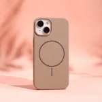 Fusion silicone Thin telefoni &uuml;mbris MagSafe toega iPhone 16 Pro pruun