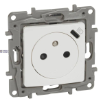 Legrand 764536 &mdash; padrun Outlet 2P+T, 16A, 250V, 60Hz, USB Type-C