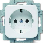 Busch-Jaeger 2CKA002011A3789 &mdash; 20 EUC-214-507 katted (partly incl. Insert) Protective Contact (SCHUKO) alpine white - Reflex SI/SI Linear