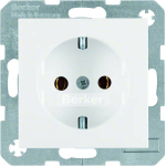 Berker 47438989 &mdash; SCHUKO pistikupesa S.1/B.3/B.7, Polar White glossy