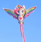 KITE UNICORN drakon 140 cm v&auml;rviliste tiibadega lastele