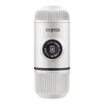 Kaasaskantav kohvimasin Wacaco Nanopresso Elements koos kohvriga, valge