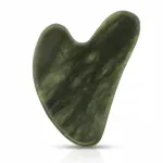 S&uuml;damekujuline jade gua sha kivi