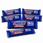 Snickers Hi Protein Low Sugar valgubatoon 57 g piima&scaron;okolaadiga