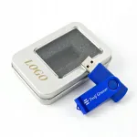 32 GB USB m&auml;lupulk graveeritud metallkarbiga