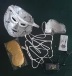 VOGUENOW LED n&auml;o ja kaela mask, 7 v&auml;rvi, 2in1, kuldne