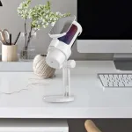 USB mikrofon helitaseme reguleerimise ja RGB valgustusega, valge