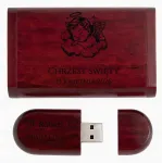 Puidust USB m&auml;lupulk 32GB graveeringuga, ristimiseks