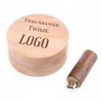 128 GB USB 2.0 graveeritud puidust m&auml;lupulk karbi ja logoga