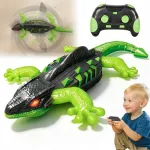Puldiga juhitav GECKO LED-valgustusega seinadel s&otilde;itev auto lastele