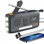 Raadio DAB+ FM p&auml;ikesepatarei, d&uuml;naamo taskulambi ja 4500mAh powerbankiga