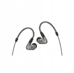 K&otilde;rvaklapid k&otilde;rva sees SENNHEISER IE 600