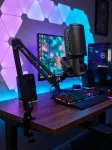 Kondensaatormikrofon AstroByte ZENITH USB RGB statiivi ja m&auml;ngimiseks