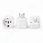 Adapter Ameerika pistikuga, universaalne