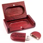 Puidust USB m&auml;lupulk 32 GB 3.0 karbis, graveeringuga &ndash; pulmadeks, esimesele armulauale, ristimiseks, l&otilde;petajatele