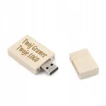 128 GB vahtra puidust USB 3.0 m&auml;lupulk graveeritava logoga