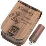 USB m&auml;lupulk puidust karbiga 64GB, USB 3.0, graveeritud, esimese kommuniooni komplekt