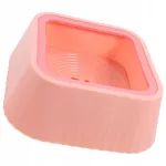 Plastikust koera joogikauss ujuva plaadiga