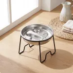 Ergonoomiline k&otilde;rgendatud koera s&ouml;&ouml;gikauss, 22 cm, alusega