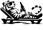 Kleebis autole v&otilde;i mootorrattale TIGER ON THE DECKCHAIR, 10 x 17,6 cm, taustata