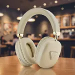 Juhtmevabad Bluetooth 5.3 k&otilde;rvaklapid mikrofoni ja h&auml;&auml;labilisega
