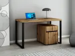 Laste kirjutuslaud kappidega