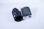 Automaatne verer&otilde;hu monitor Omron M6 Comfort