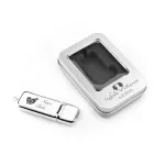 Nahast USB m&auml;lupulk 2 GB 2.0 karbi ja pulmagraveeringuga