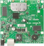 MikroTik RouterBOARD RB911G-5HPnD traadita ruuteri plaat