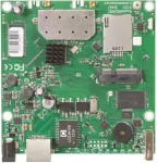 Mikrotik RB912UAG-2HPND emaplaat &uuml;he ribaga 2,4 GHz Wi‑Fi 4