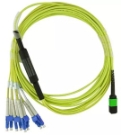 BlueOptics CBL-MPO12-4LC-SMF-5M-BO InfiniBand fiiberoptiline kaabel MPO 4x LC 5m