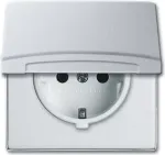 BUSCH-JAEGER SCHUKO pistikupesa IP44 20EUGK-33-101 AW44 kaanega 20EUGK-33-101 (20EUGK-33-101)