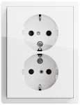 Gira Schuko pistikupesa 2-kohaline puhtvalge l&auml;ikiv 0783112