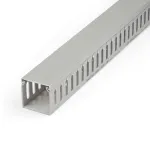 StarTech.com avatud pesaga kaablihaldustrass koos kaanega, 2 tolli (50 mm) lai x 2 tolli (50 mm) k&otilde;rge &ndash; 6,5 jalga (2 m) pikk &ndash; 1/4 tolli (8 mm) pesad, PVC v&otilde;rgukaabli peidik / seinale kinnitatav juhtmekarp, mahutab kuni 80 kaablit, UL loetletud