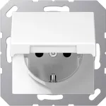 Pistikupesa Jung A 520 KL WW &mdash; CEE 7/3, 250 V, 16 A, IP44, valge, duroplast