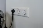Brennenstuhl Schuko pistikupesa sisestus USB-C PD 20W-ga (1508110020)