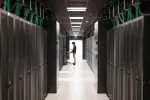HPE - Aruba 6200M 36G 12SR5 Class6 PoE 4SFP+ Switch - L&uuml;liti - Maks. virnastamiskaugus 10 km - L3 - hallatav - 36 x 10/100/1000 (4PPoE) + 12 x 1/2.5/5GBase-T (4PPoE) + 4 x 1 Gigabit