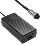 Akyga AK-EV-18 laadija 36 V (10S) Li-Ion akudele (elektrijalgrattad / t&otilde;ukerattad), 42 V / 2 A, 84 W, GX16 12 mm emane