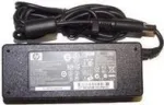 HP 609940-001 toiteadapter/inverter Siseruumides 90 W Must