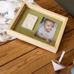 Baby Art Pure Frame puidust m&auml;lestusesemete komplekt beebi k&auml;e- v&otilde;i jalaj&auml;ljendi jaoks