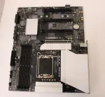 Emaplaat MSI PRO B860-PSO &mdash; kasutatud, renoveeritud, sisseehitatud aku, ilma tarvikuteta, tagapaneel kaasas