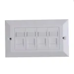 Lanview LVN126188UK-4 CAT6 seinaplaat, 4 pordiga, UK t&uuml;&uuml;pi, 146 x 86 mm