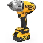 L&ouml;&ouml;kv&otilde;tmev&otilde;ti DeWALT DCF900P2T-QW 1/2-tolline harjadeta 18 V, 1898 N&middot;m, 5 Ah aku, 2 akut, laadija, &uuml;mbris